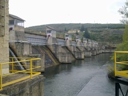 Dinalan actualiza el control de la central hidroeléctrica de Selga de Ordás, en León