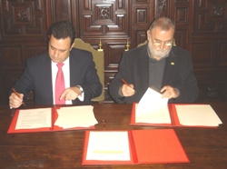 El ayuntamiento de Sevilla y Philips firman un convenio para impulsar la eficiencia energética