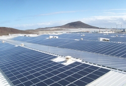 Fuerteventura: Conergy instala tres sistemas fotovoltaicos sobre la cubierta de los almacenes de un distribuidor de frutas y verduras